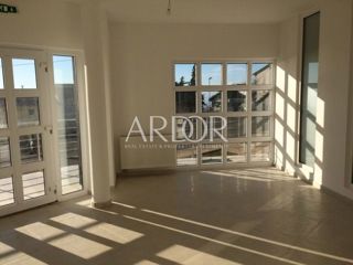 Poslovni prostor Rešetari, Kastav, 113m2