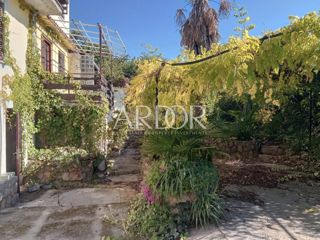 Hiša Zamet, Rijeka, 300m2