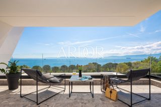 Hiša Kostrena, 236,59m2