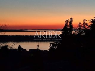 Zemljišče Barbat na Rabu, Rab, 2.377m2