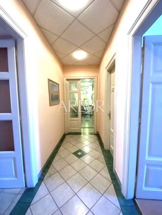 Poslovni prostor Centar, Rijeka, 141,40m2