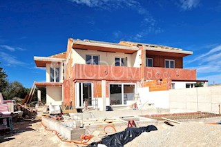 Čudovita hiša v bližini plaže, Murter