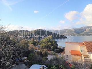 Gradbeno zemljišče 130m od morja, Korčula