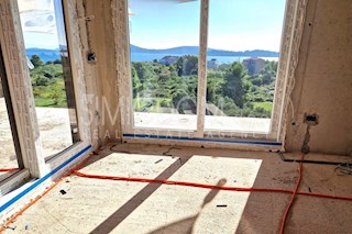 Penthouse v novogradnji na vrhunski lokaciji, Vodice