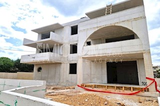 Novo stanovanje le nekaj korakov od plaže, Čiovo