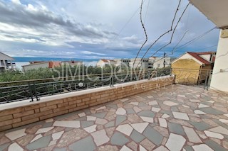 Dvosobno stanovanje z razgledom, Duće