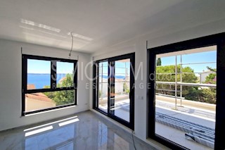Novo stanovanje s pogledom na morje v bližini plaže, Čiovo