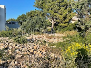 Gradbeno zemljišče v bližini morja, Podsolarsko – Šibenik