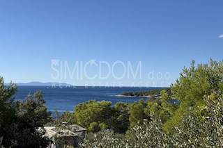 Gradbeno zemljišče v coni T1, Brač