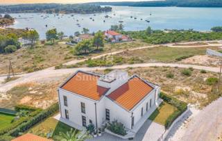 ISTRA - MEDULIN, Moderna hiša blizu morja, s čudovitim pogledom na morje