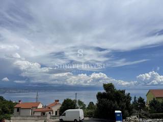 OPATIJA – IČIĆI, Novo 3-sobno stanovanje z vrtom, blizu morja, prodamo