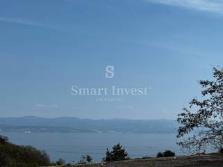 RIVIERA OF OPATIJA - MEDOPATIJSKA RIVIERA - MEDVEJA, Zazidljivo zemljišče blizu morja, prodamoVEJA, Buildling land plot near the sea, for sale