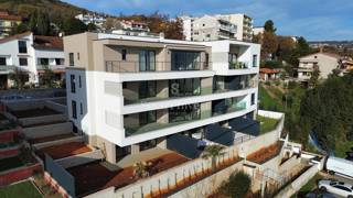 OPATIJA, Novo 3-s stanovanje s pogledom na morje in garažo