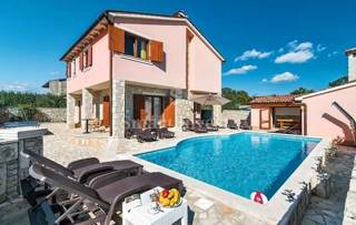 ISTRIA - BARBAN, Beautiful 4-bedrooms villa, with pool, in a small quiet village