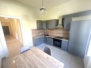 OPATIJA - CENTER, dvosobno stanovanje v bližini morja