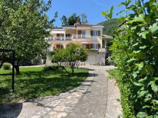 Hiša Bregi, Matulji, 220m2