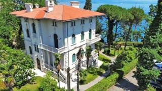 OPATIJA, obnovljena avstro-ogrska vila ob morju