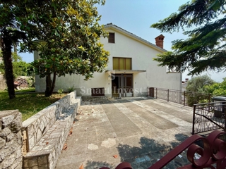 OPATIJA - POBRI, samostojna hiša s pogledom na morje