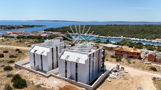 Apartmaji ob marini s pogledom na morje - v bližini Novalje, Hrvaška