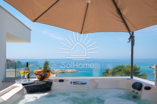 Fantastična hiša ob morju v Hrvaški - regija Zadar