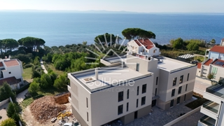 Razkošni apartmaji na vrhunski lokaciji - le 70 metrov od plaže