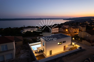 Ekskluzivna nova vila z panoramskim pogledom na morje v bližini Zadra, Hrvaška.