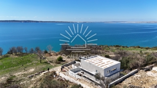 Hiša ob morju v Ražancu