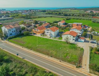 Novigrad, gradbeno zemljišče za investicijo