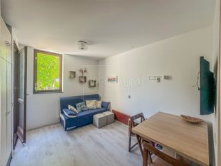 Poreč, 2-sobno stanovanje 200 m od morja!