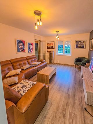 Umag, prenovljeno stanovanje v centru blizu plaže!