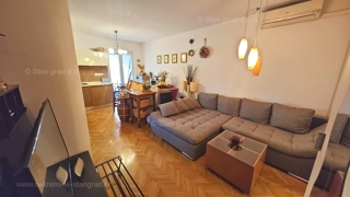 Malinska, trisobni apartma z vrtom blizu morja!
