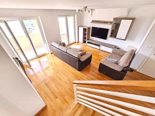 Malinska, dvoetažni apartma z odprtim pogledom na morje!