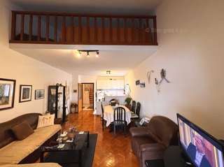 Krk, apartma v visoki mansardi s pogledom na morje!