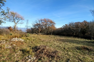 Vrbnik, Risika, gradbena parcela na mirni lokaciji, PRODAJA!
