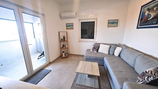 Uvala Soline, apartma v 2. nadstropju s pogledom na morje!
