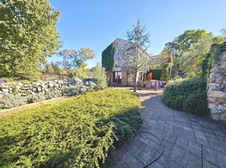 Območje Malinske, prenovljena kamnita hiša s pogledom na morje!