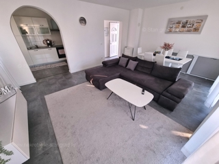 Krk okolica, apartma v pritličju z vrtom in bazenom!