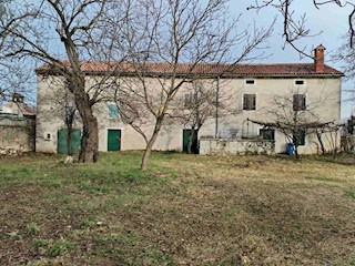 Svetvinčenat, impresivna starina, vredna pozornosti in ogleda!