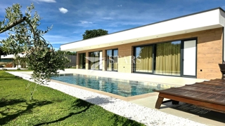 Istra, Labin – Vila z 2 Stanovanjema in Bazenom, Novogradnja