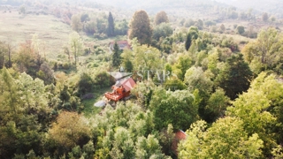 Plaški - Međeđak, stavbno - kmetijsko zemljišče 115.335 m2