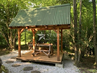 Gorski Kotar, Vrbovsko – kmetijsko zemljišče z žarom in paviljonom