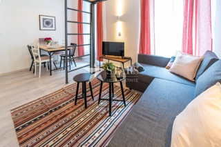 Ekskluzivna priložnost, stan v samem centru Rijeke, 87 m²