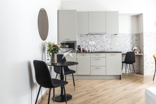 Rijeka, Center – 150 m² stanovanje preurejeno v 3 apartmaje – Odlična investicijska priložnost