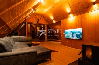 Gorski kotar, Mrkopalj – Samostojna hiša z velikim zemljiščem