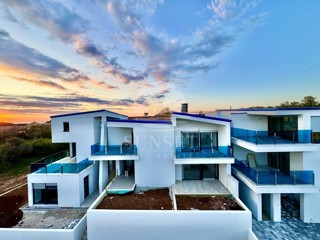MODEREN APARTMA LE 300 METROV OD MORA (D4)