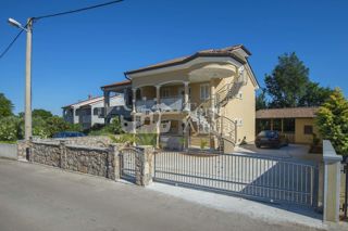 Hiša Malinska, Malinska-Dubašnica, 160m2