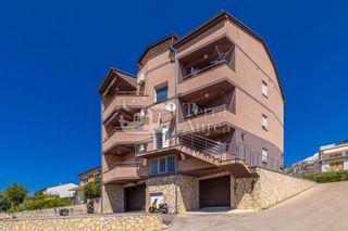 Apartma Crikvenica, 100m2
