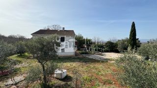 Hiša Malinska, Malinska-Dubašnica, 88m2