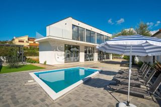 Vila Malinska, Malinska-Dubašnica, 165m2