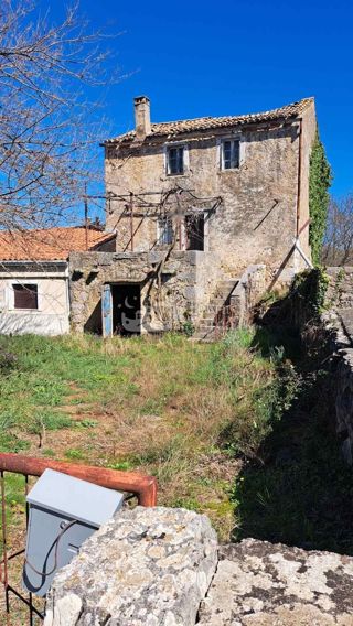 Stara hiša Vrbnik, 120m2